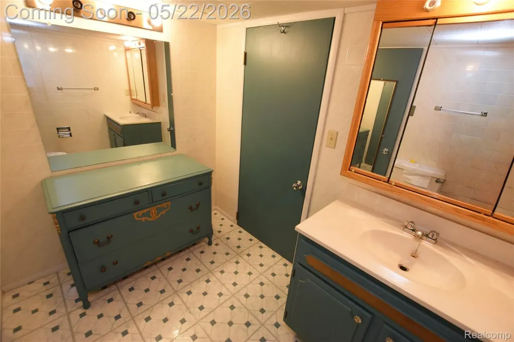 1349 Ox Yoke Drive Flint Charter Township MI 48532