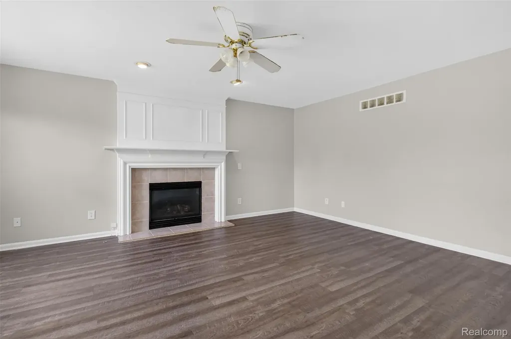 4642 Pond Run Canton Charter Township MI 48188
