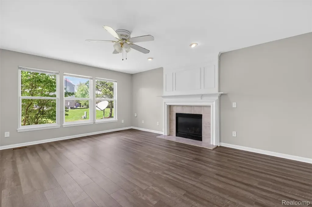 4642 Pond Run Canton Charter Township MI 48188