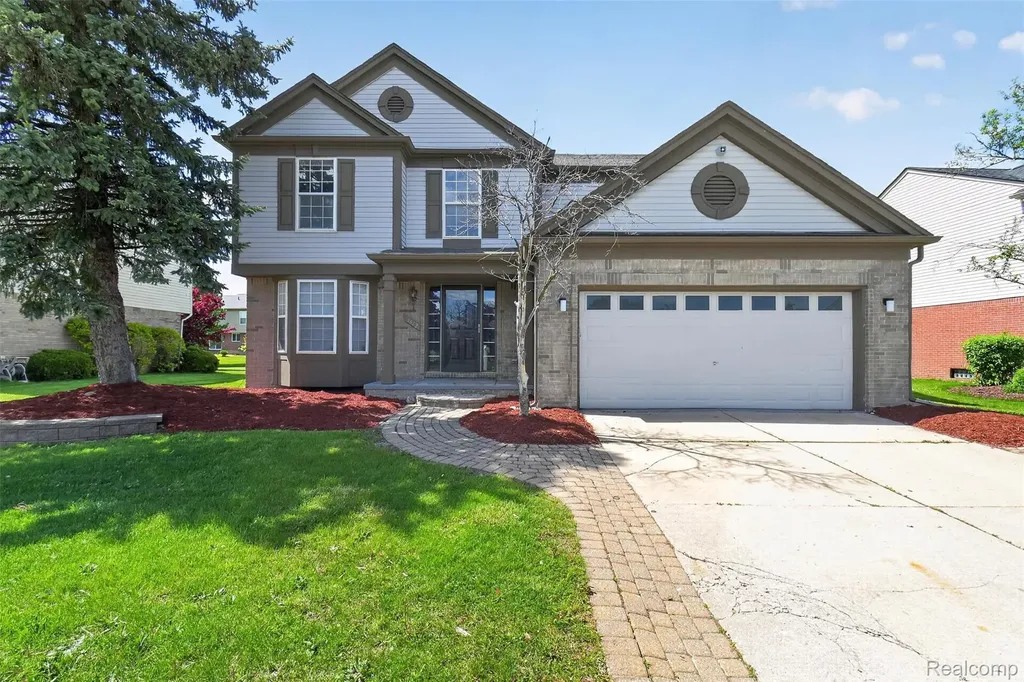 4642 Pond Run Canton Charter Township MI 48188