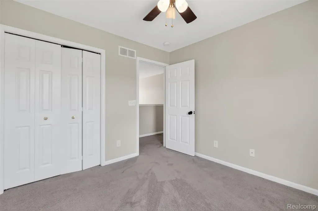 4642 Pond Run Canton Charter Township MI 48188