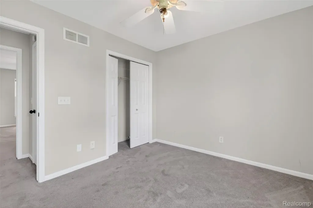 4642 Pond Run Canton Charter Township MI 48188