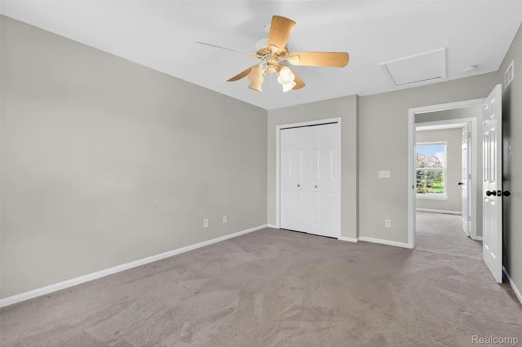4642 Pond Run Canton Charter Township MI 48188
