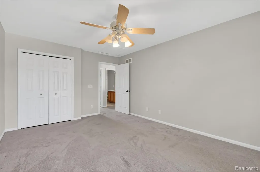 4642 Pond Run Canton Charter Township MI 48188