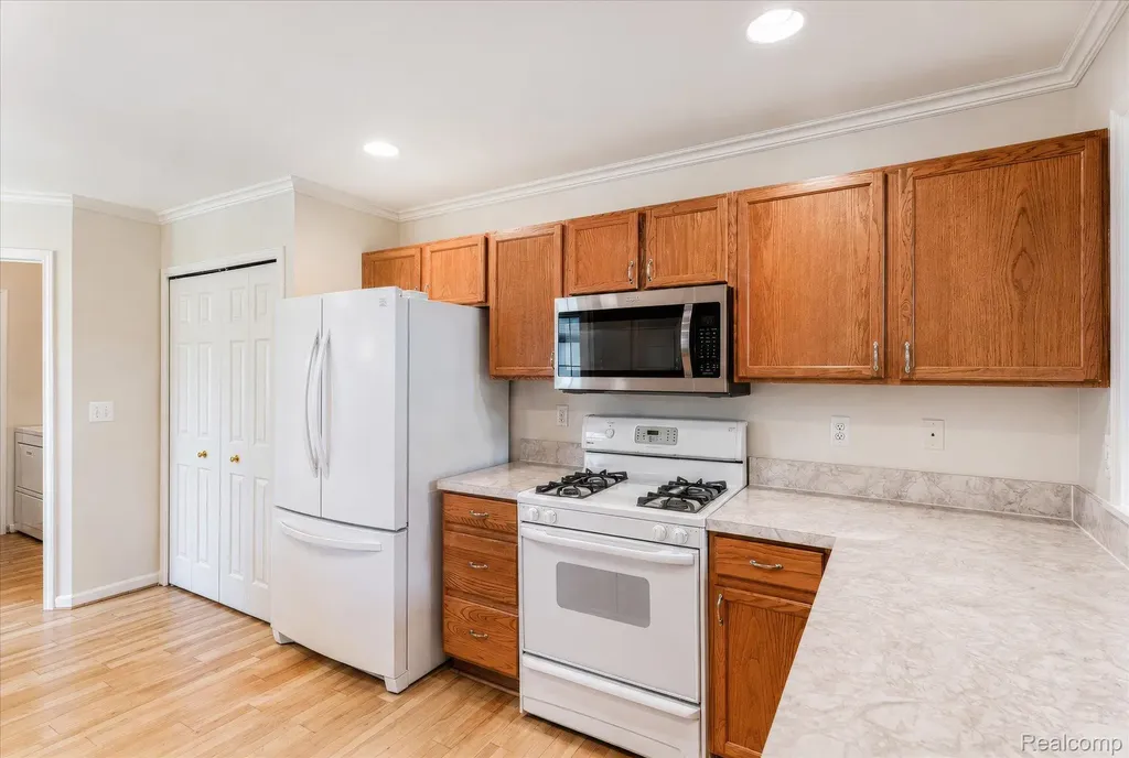 13518 Highland Circle Sterling Heights City MI 48312