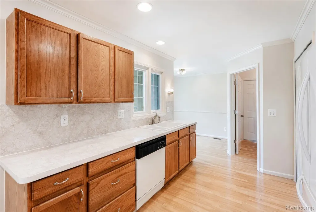 13518 Highland Circle Sterling Heights City MI 48312