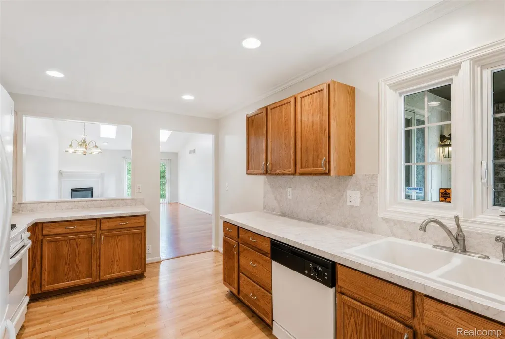 13518 Highland Circle Sterling Heights City MI 48312