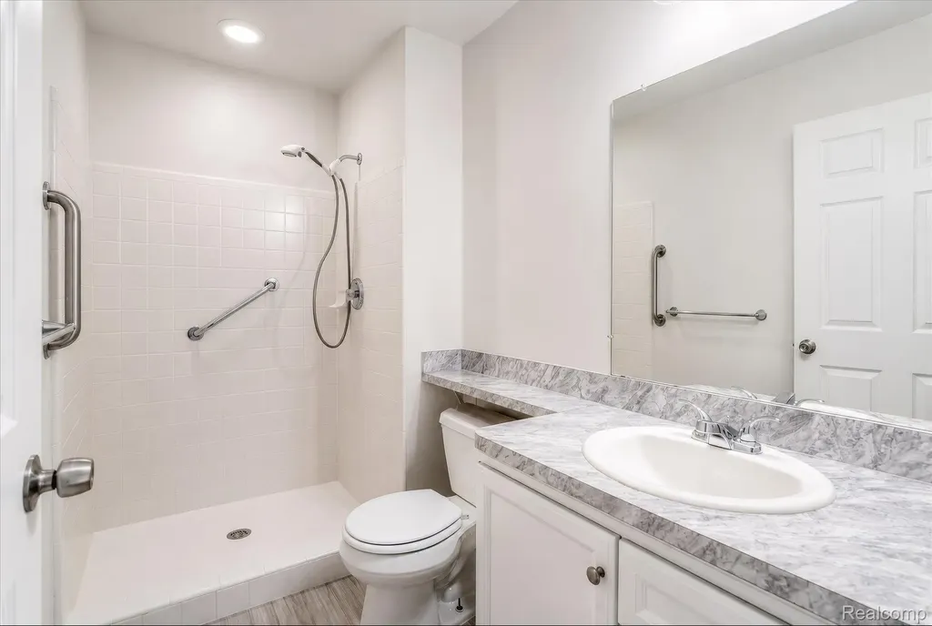 13518 Highland Circle Sterling Heights City MI 48312