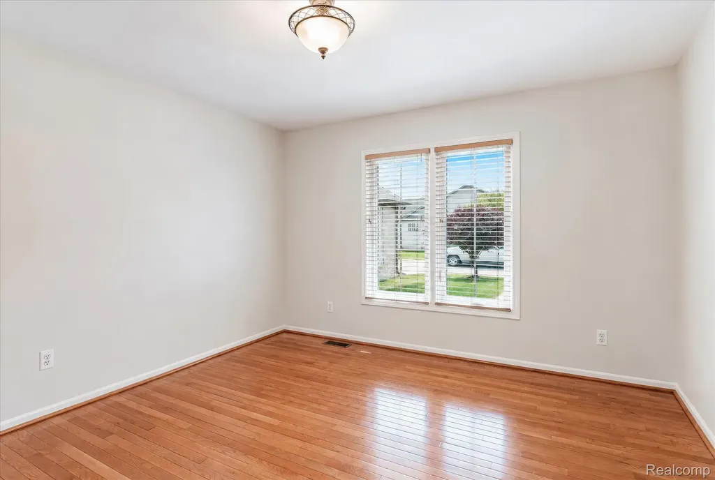 13518 Highland Circle Sterling Heights City MI 48312
