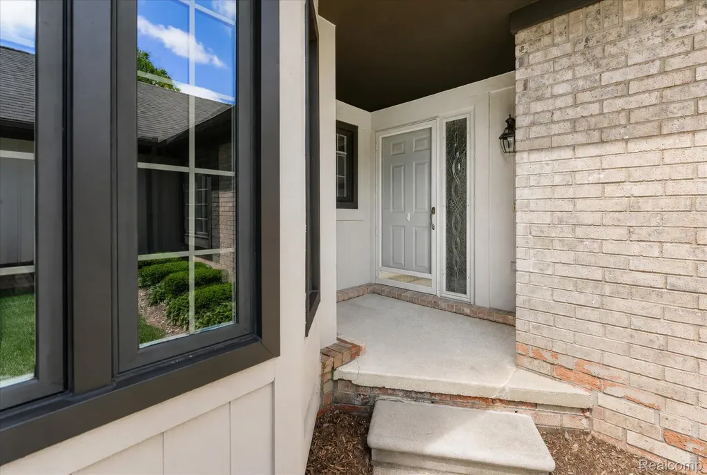 13518 Highland Circle Sterling Heights City MI 48312