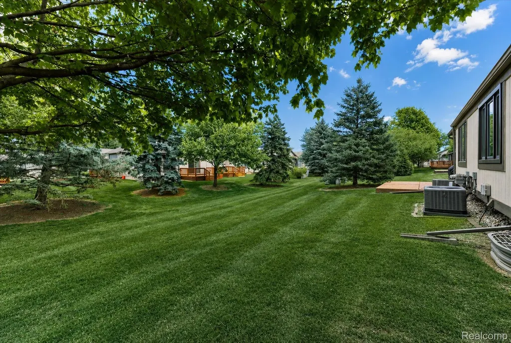 13518 Highland Circle Sterling Heights City MI 48312