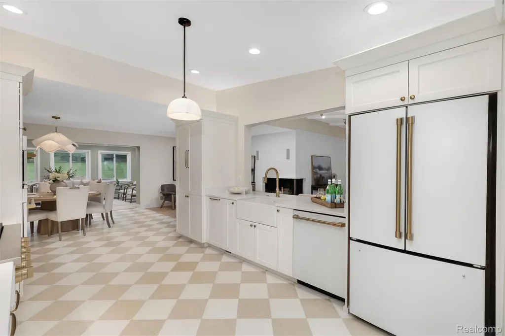 30360 Kincardine Road Franklin Village MI 48025