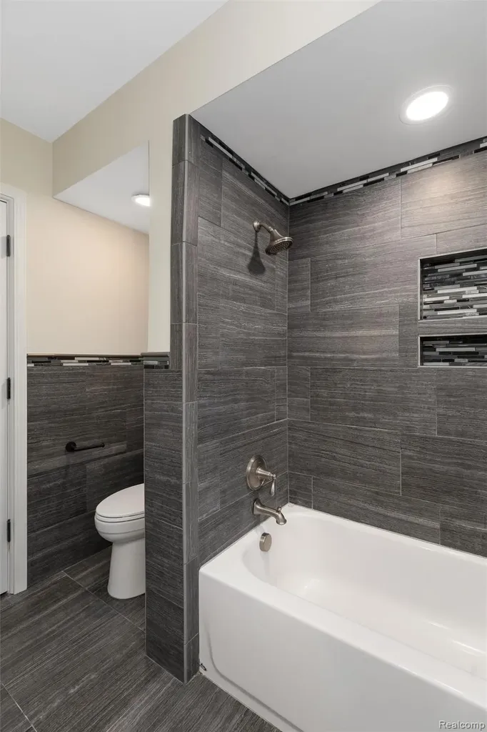 30360 Kincardine Road Franklin Village MI 48025