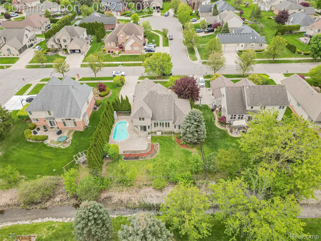 14001 Wayford Run Shelby Charter Township MI 48315