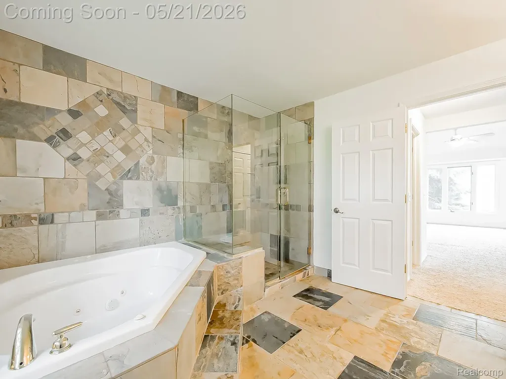 14001 Wayford Run Shelby Charter Township MI 48315