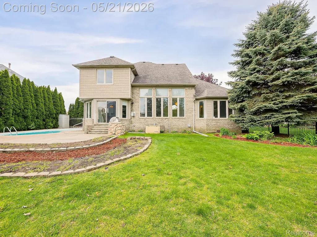 14001 Wayford Run Shelby Charter Township MI 48315