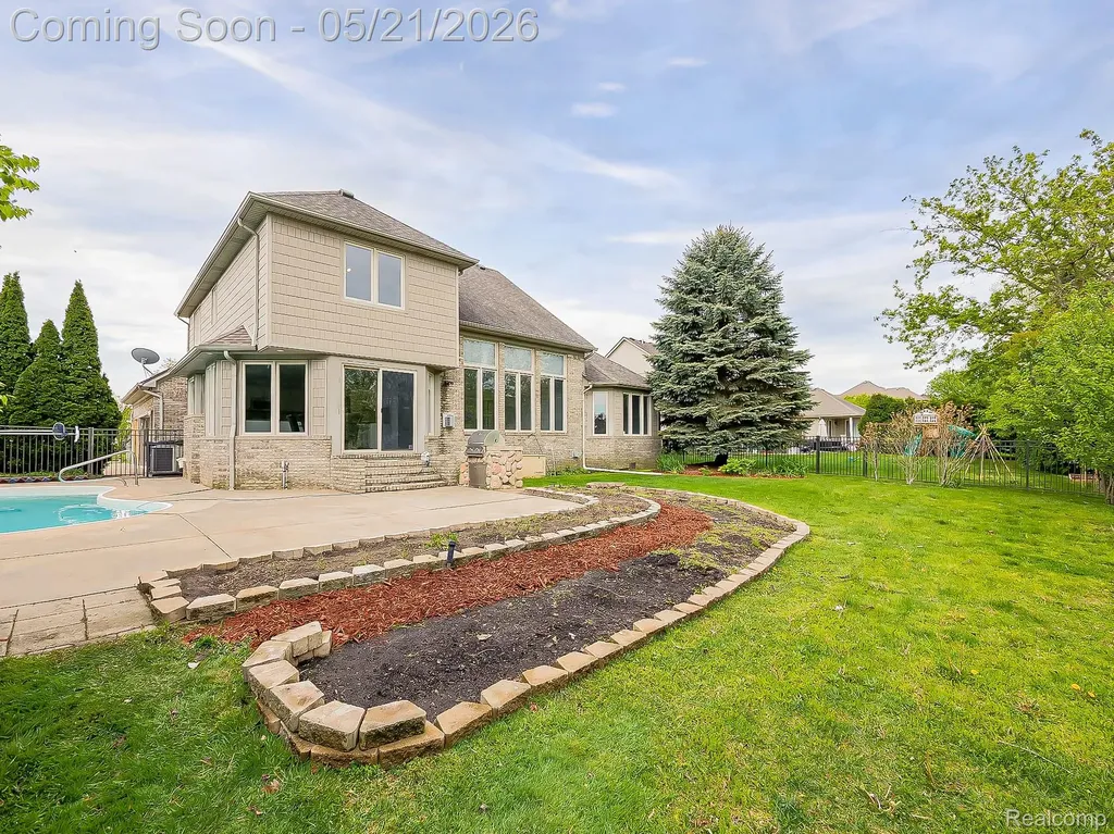 14001 Wayford Run Shelby Charter Township MI 48315