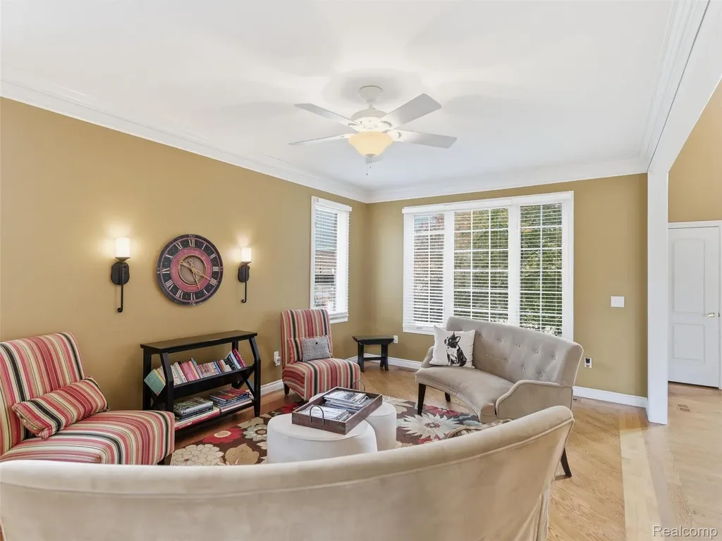 7305 Acadia Court Washington Township MI 48095