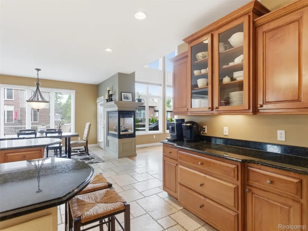 7305 Acadia Court Washington Township MI 48095