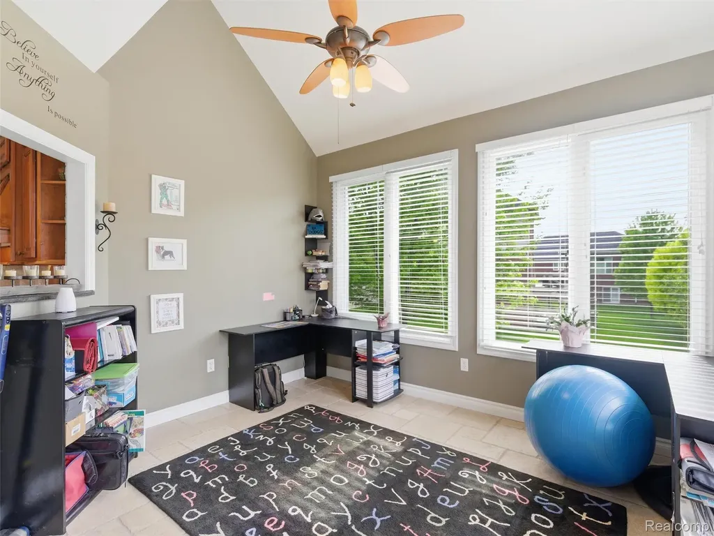 7305 Acadia Court Washington Township MI 48095