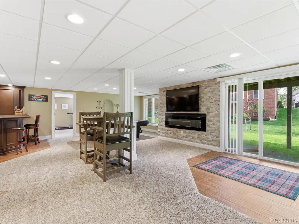 7305 Acadia Court Washington Township MI 48095