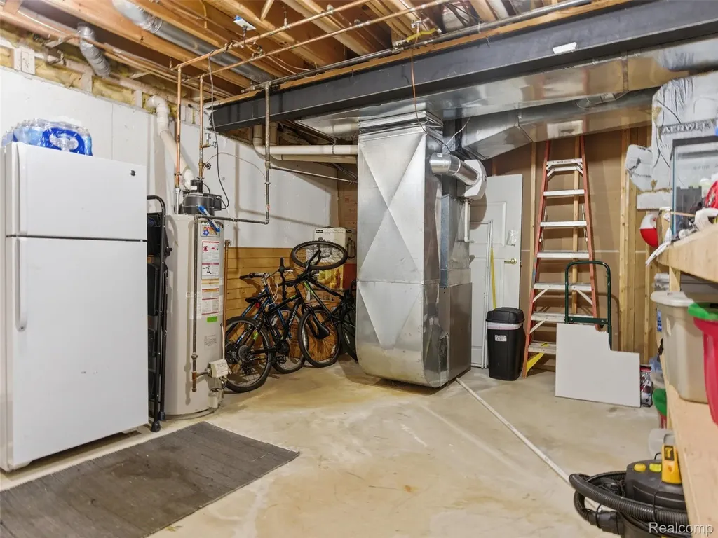 7305 Acadia Court Washington Township MI 48095