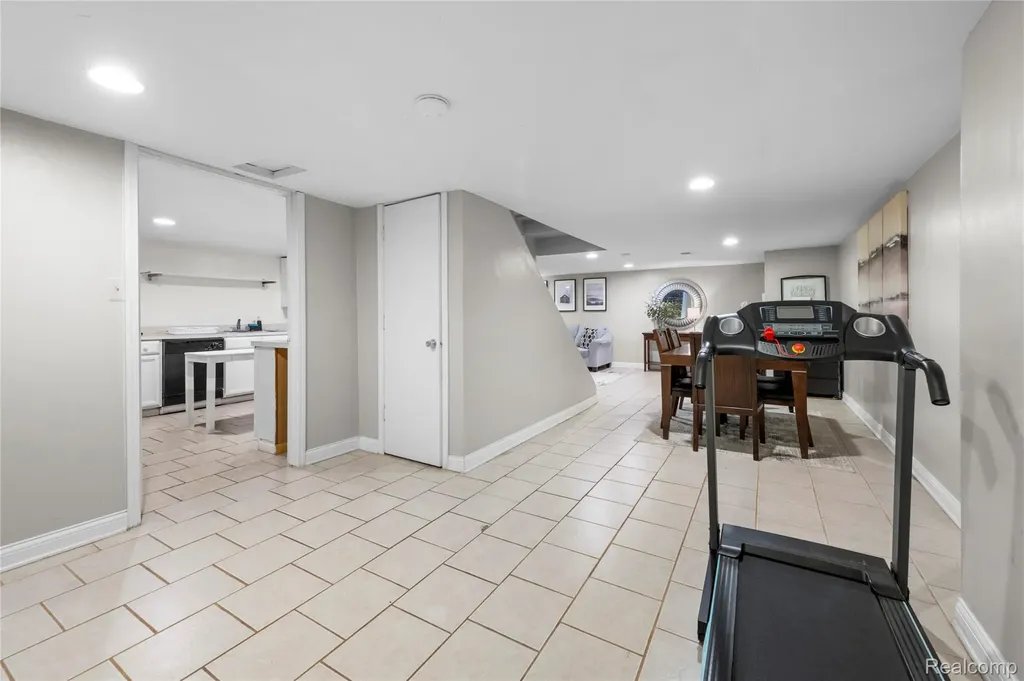 1051 Wellington Court Canton Charter Township MI 48187
