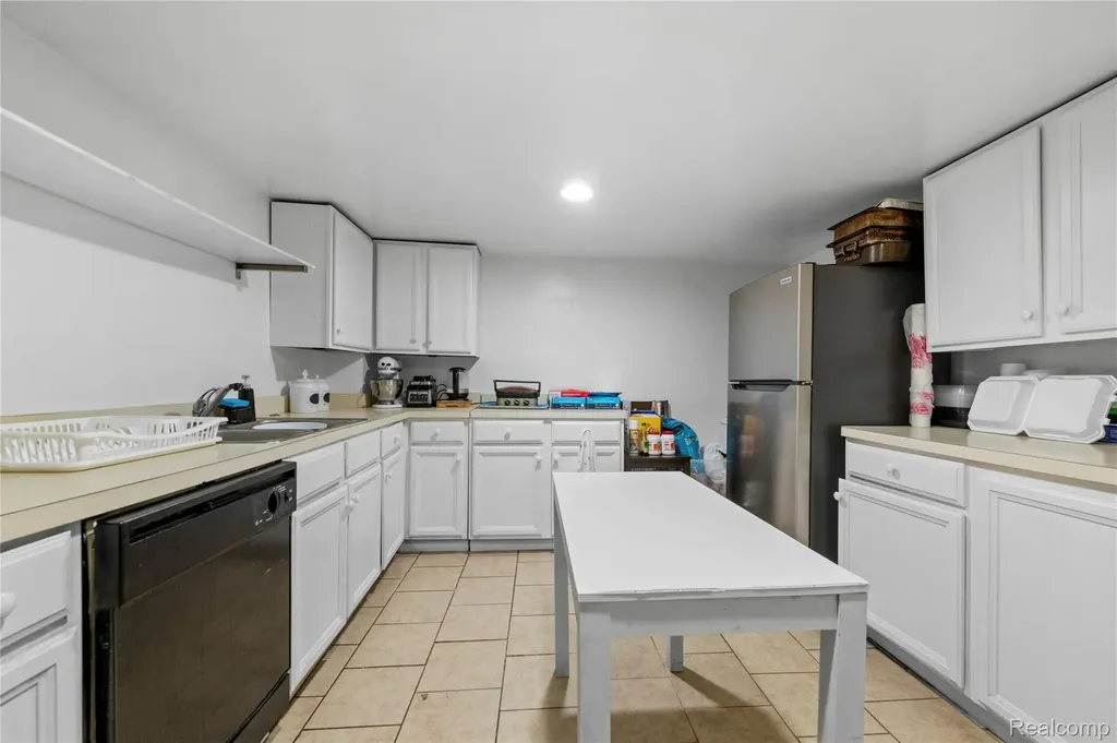 1051 Wellington Court Canton Charter Township MI 48187