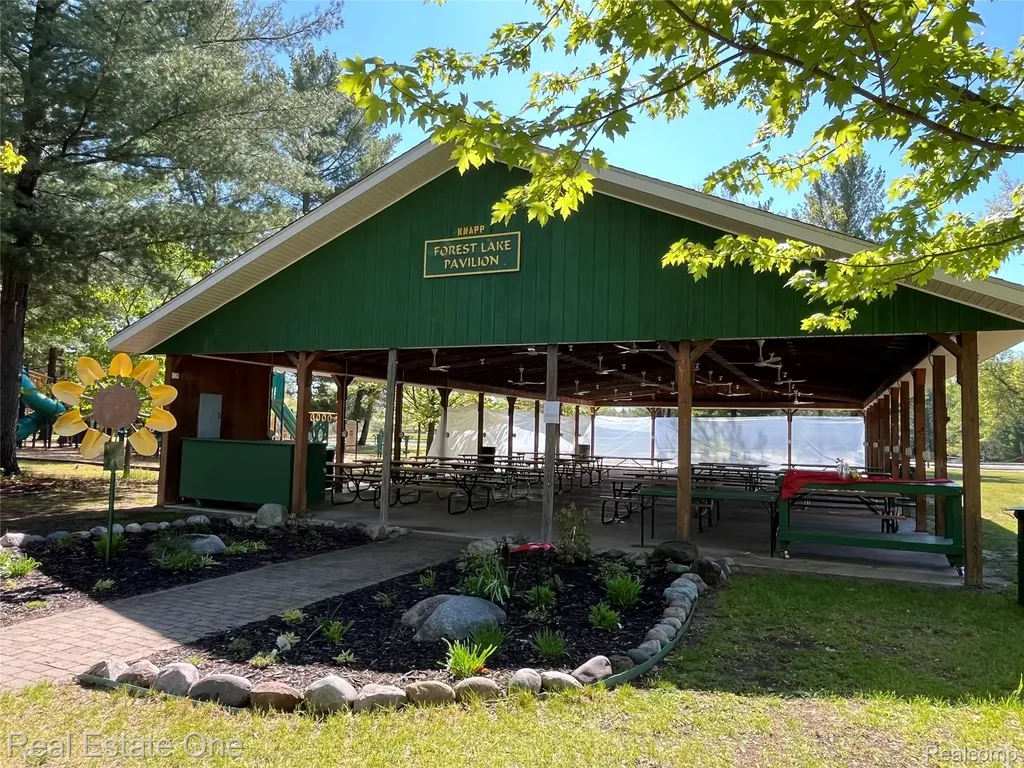 0 S. Forest Lake Drive Moffatt Township MI 48610