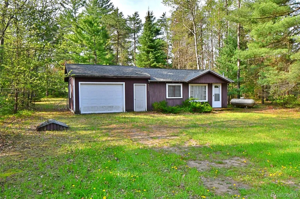 9340 Diamond Drive Richfield Township MI 48656