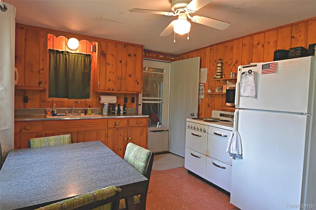 9340 Diamond Drive Richfield Township MI 48656