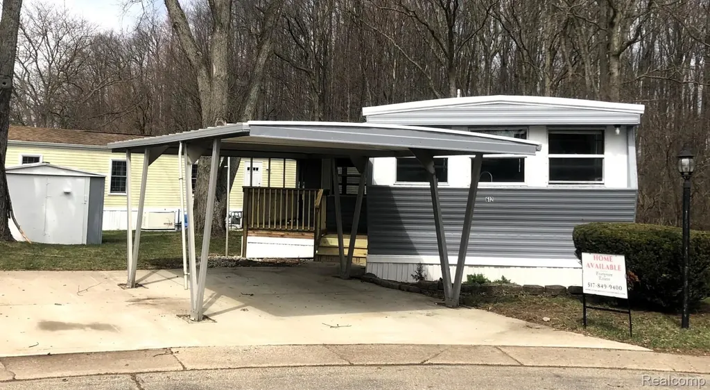 612 Holly Court Jonesville City MI 49250