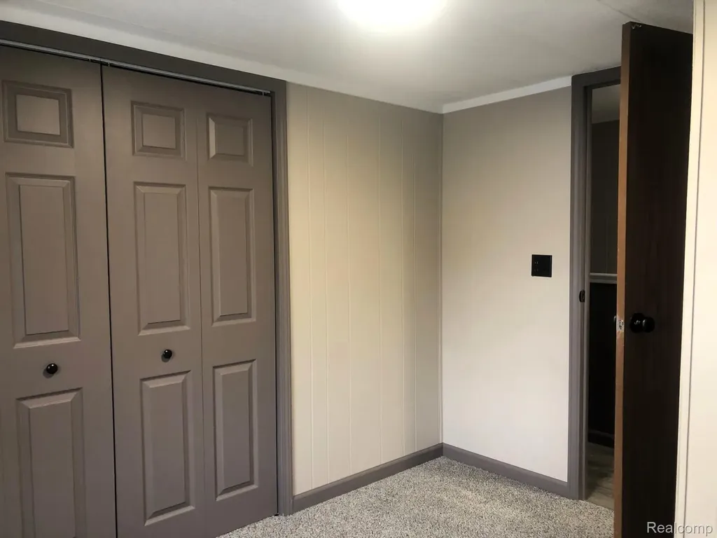 612 Holly Court Jonesville City MI 49250