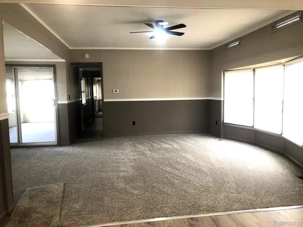 612 Holly Court Jonesville City MI 49250