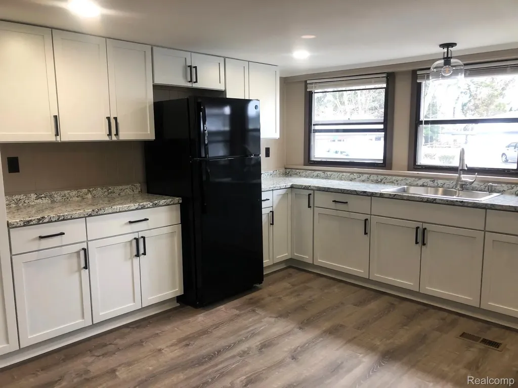 612 Holly Court Jonesville City MI 49250