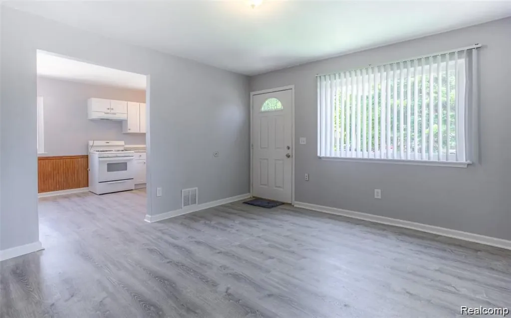 14390 Gage Street Taylor City MI 48180