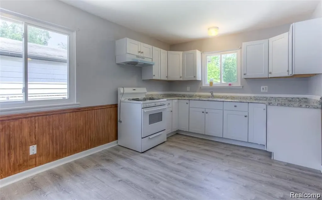 14390 Gage Street Taylor City MI 48180