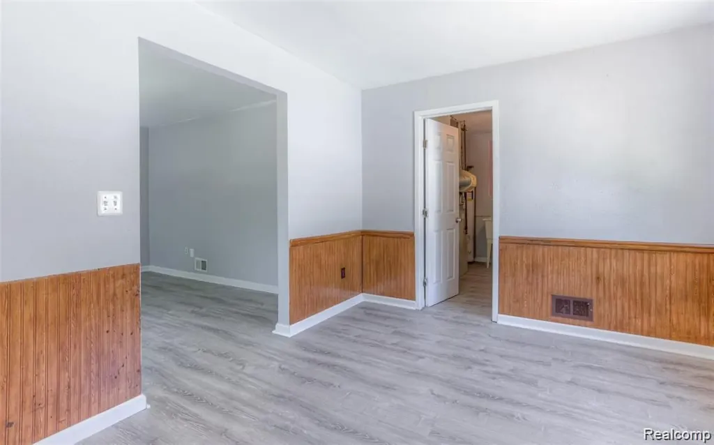 14390 Gage Street Taylor City MI 48180