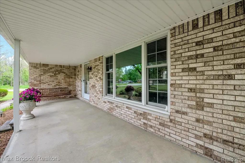 9580 Andersonville Road Independence Charter Township MI 48346
