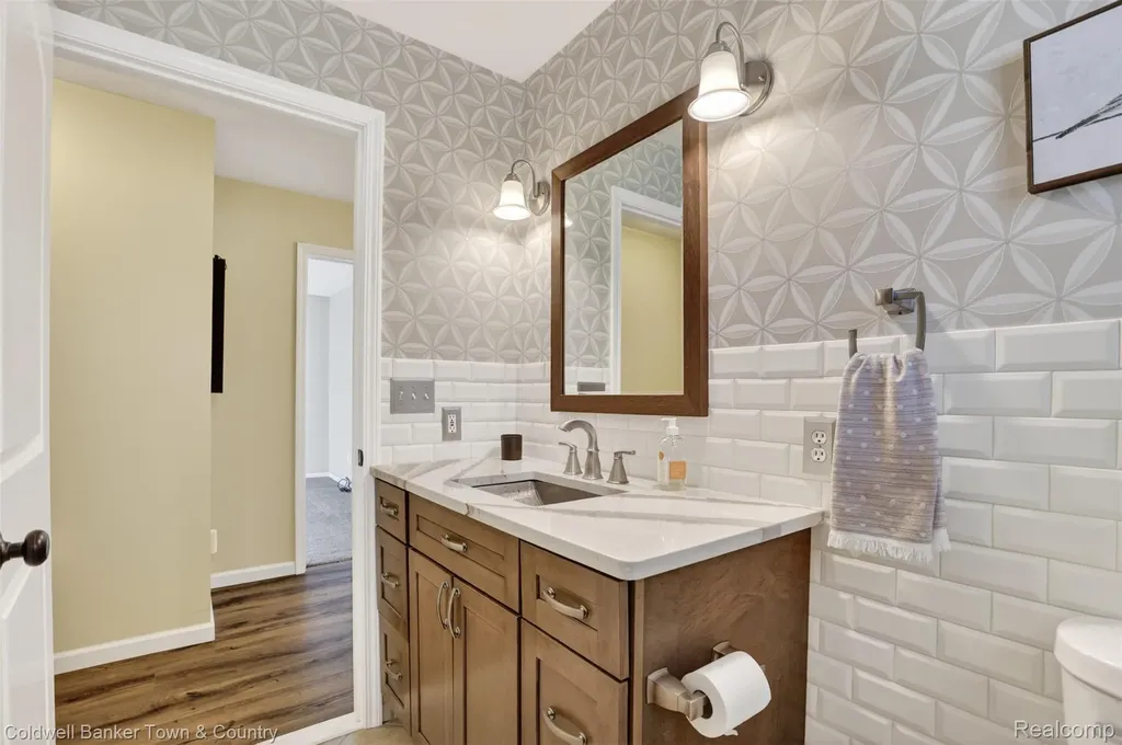 110 Wendy Lane Markey Township MI 48653