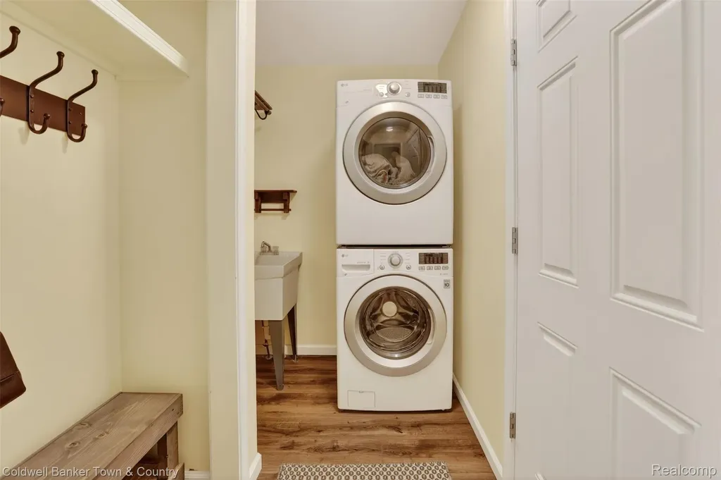 110 Wendy Lane Markey Township MI 48653