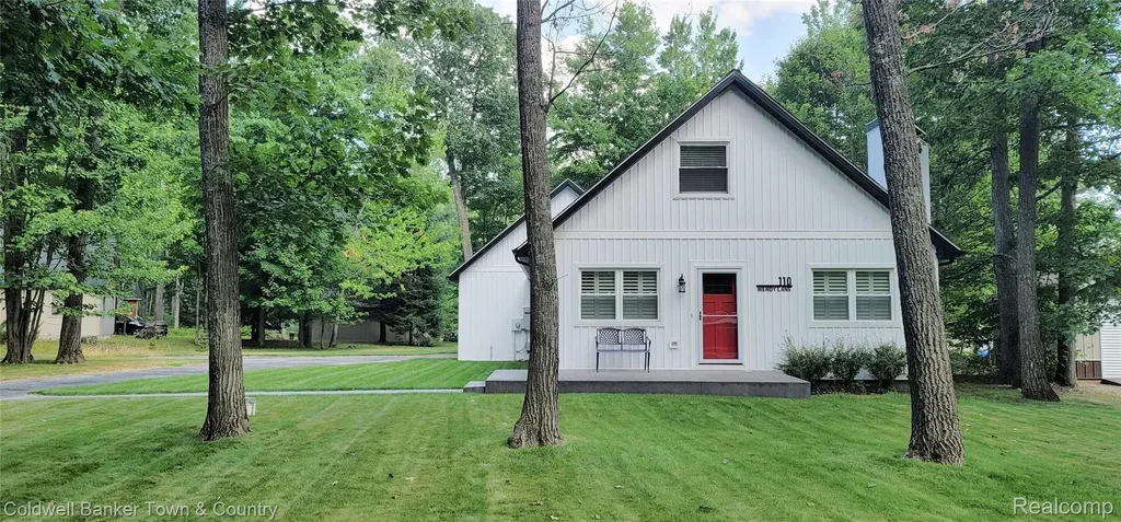 110 Wendy Lane Markey Township MI 48653