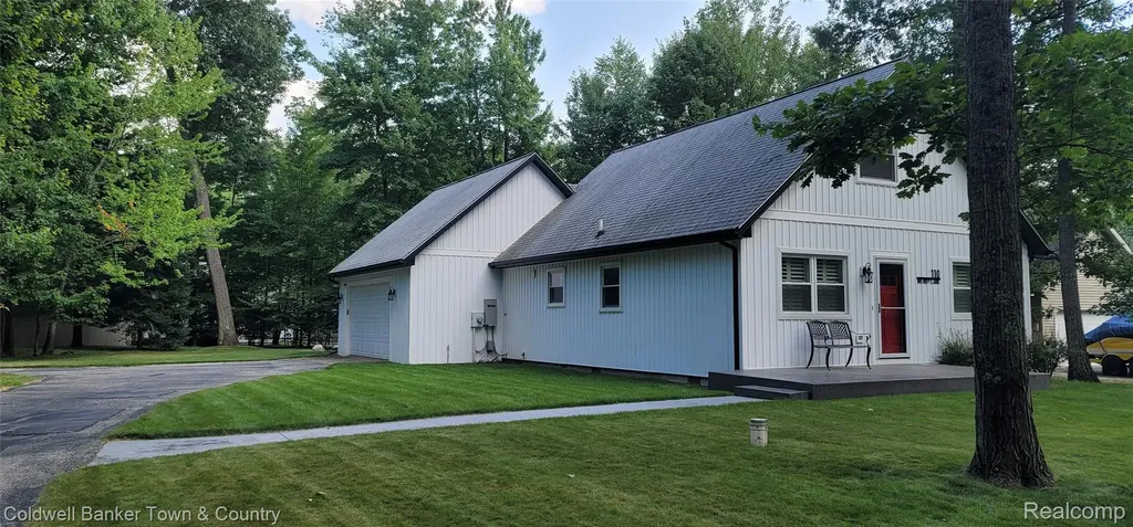 110 Wendy Lane Markey Township MI 48653