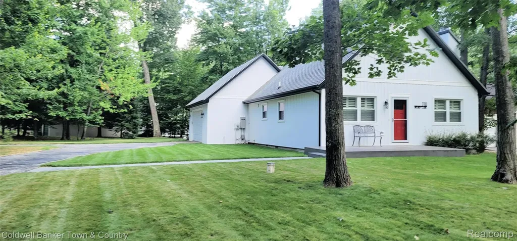 110 Wendy Lane Markey Township MI 48653