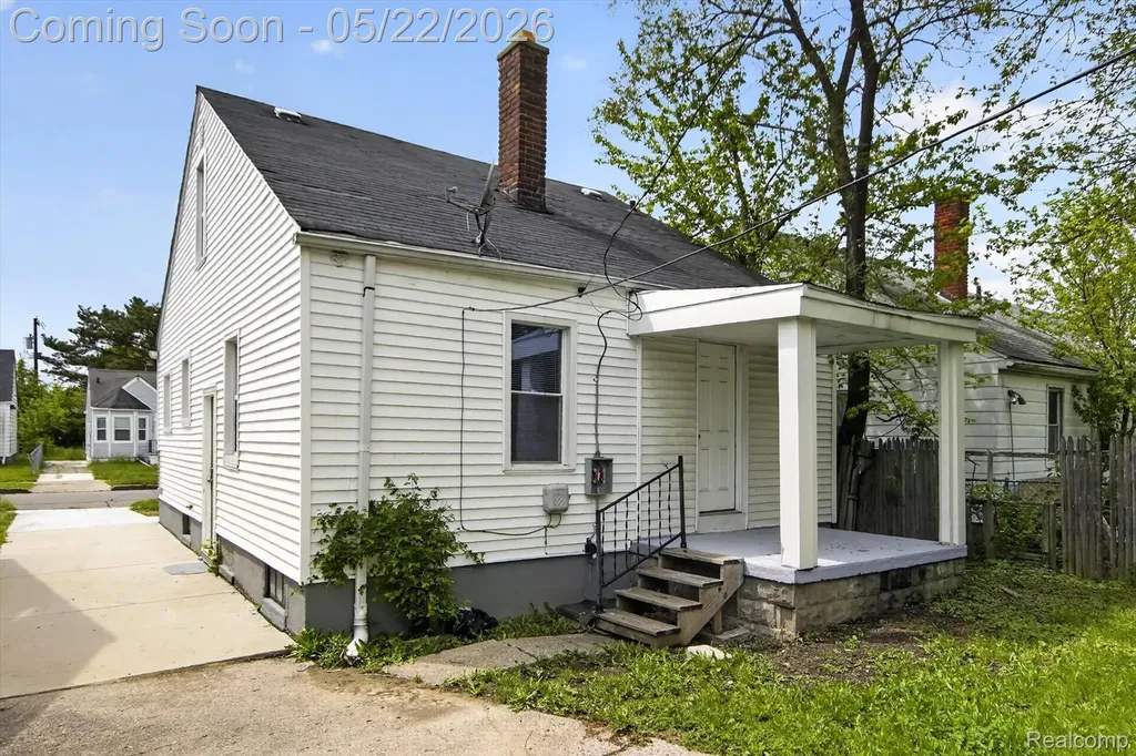 9160 Winthrop Street Detroit City MI 48228