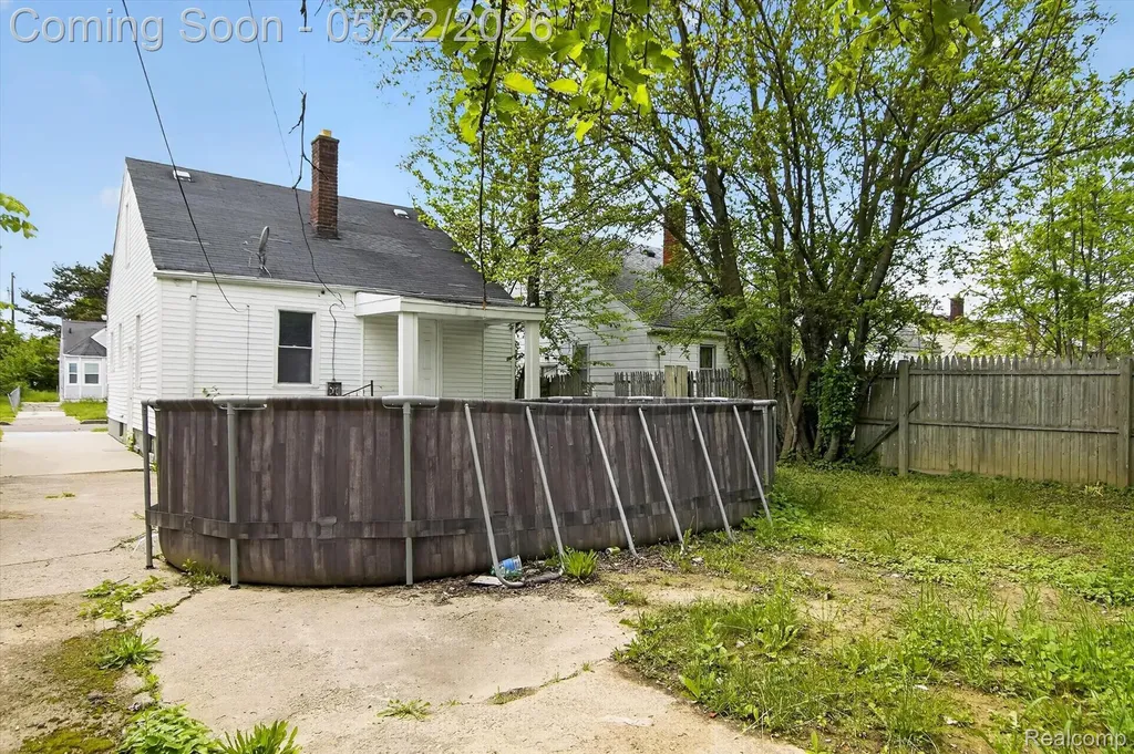 9160 Winthrop Street Detroit City MI 48228