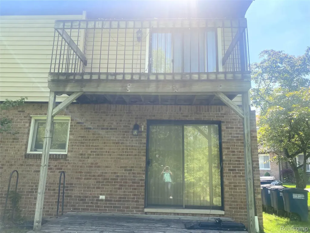 38175 Carolon Boulevard Westland City MI 48185