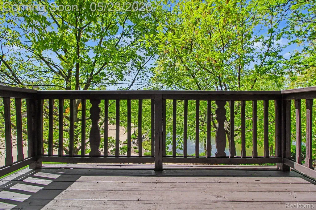 41535 Copper Creek Drive Canton Charter Township MI 48187