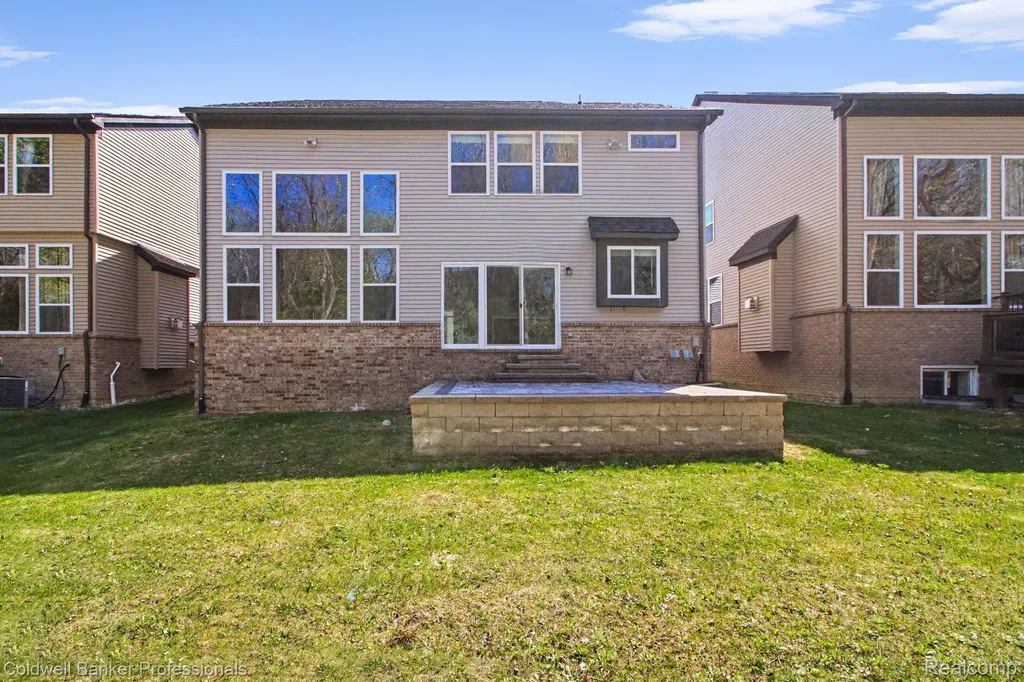 4817 W Stonegate Circle Orion Charter Township MI 48359