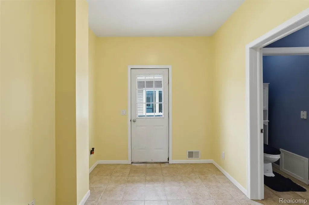 16263 S Seymour Road Argentine Township MI 48451